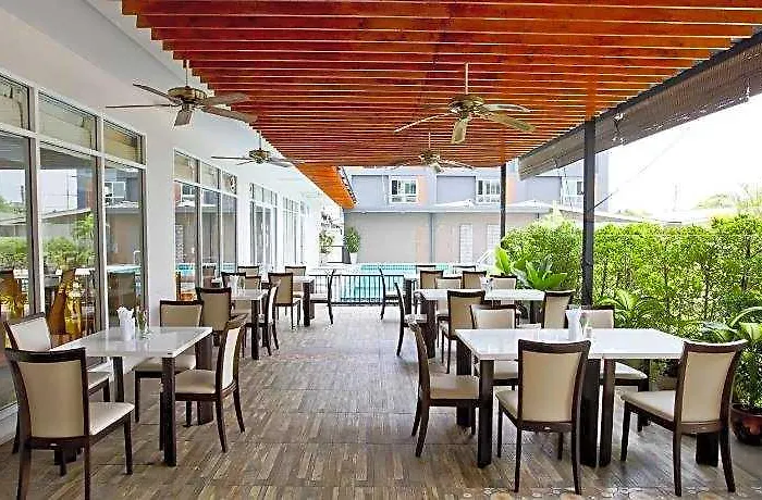 Hotel Sinsuvarn Airport 4*