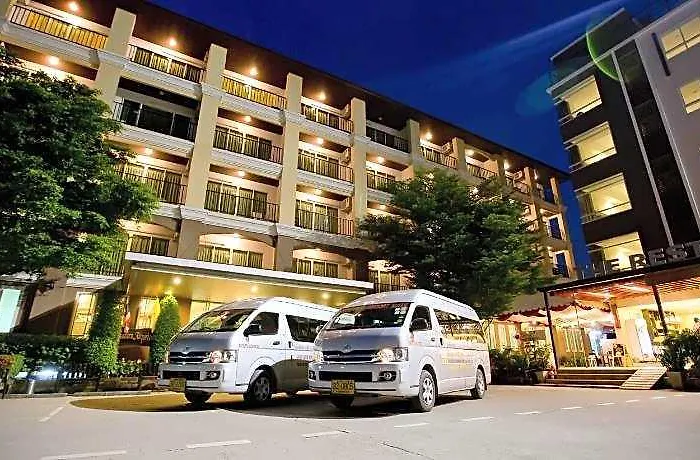 Sinsuvarn Airport Hotel 4*
