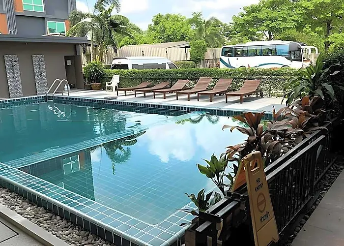 Sinsuvarn Airport 4*