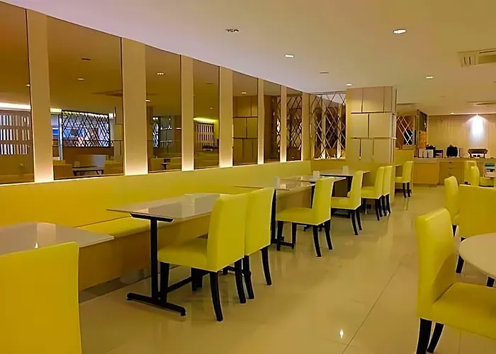 Hotel Sinsuvarn Airport 4*
